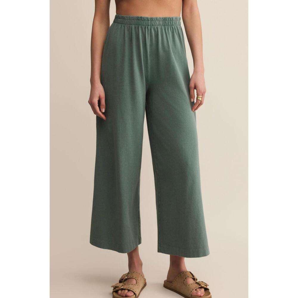 NEW Z SUPPLY scout jersey flare pant in hunter green